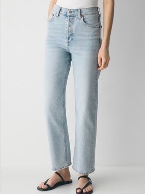 Aritzia Arlo Jeans NWT